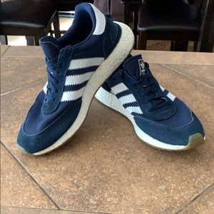 Adidas Iniki runners